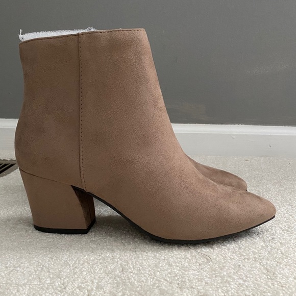 Soda Shoes - Nude Suede Booties